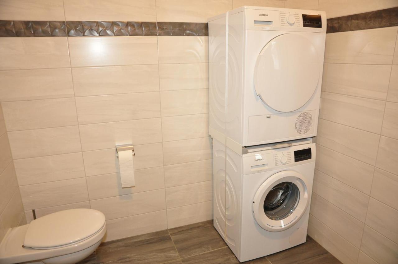 Ebertsheim Ebersheim Luxus Plazaアパートホテル エクステリア 写真